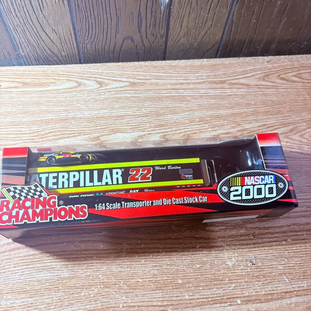 2000 Racing Champions 1/64 Caterpillar 22 Transporter Diecast Car Ward Burton